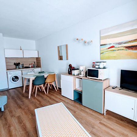 T3 Climatise Avec Piscine Et Vue Sur Mer Sete Exterior photo