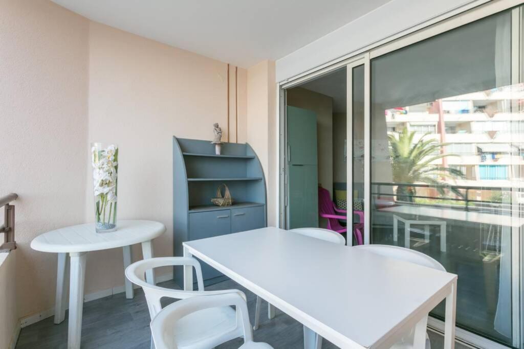 T3 Climatise Avec Piscine Et Vue Sur Mer Sete Exterior photo
